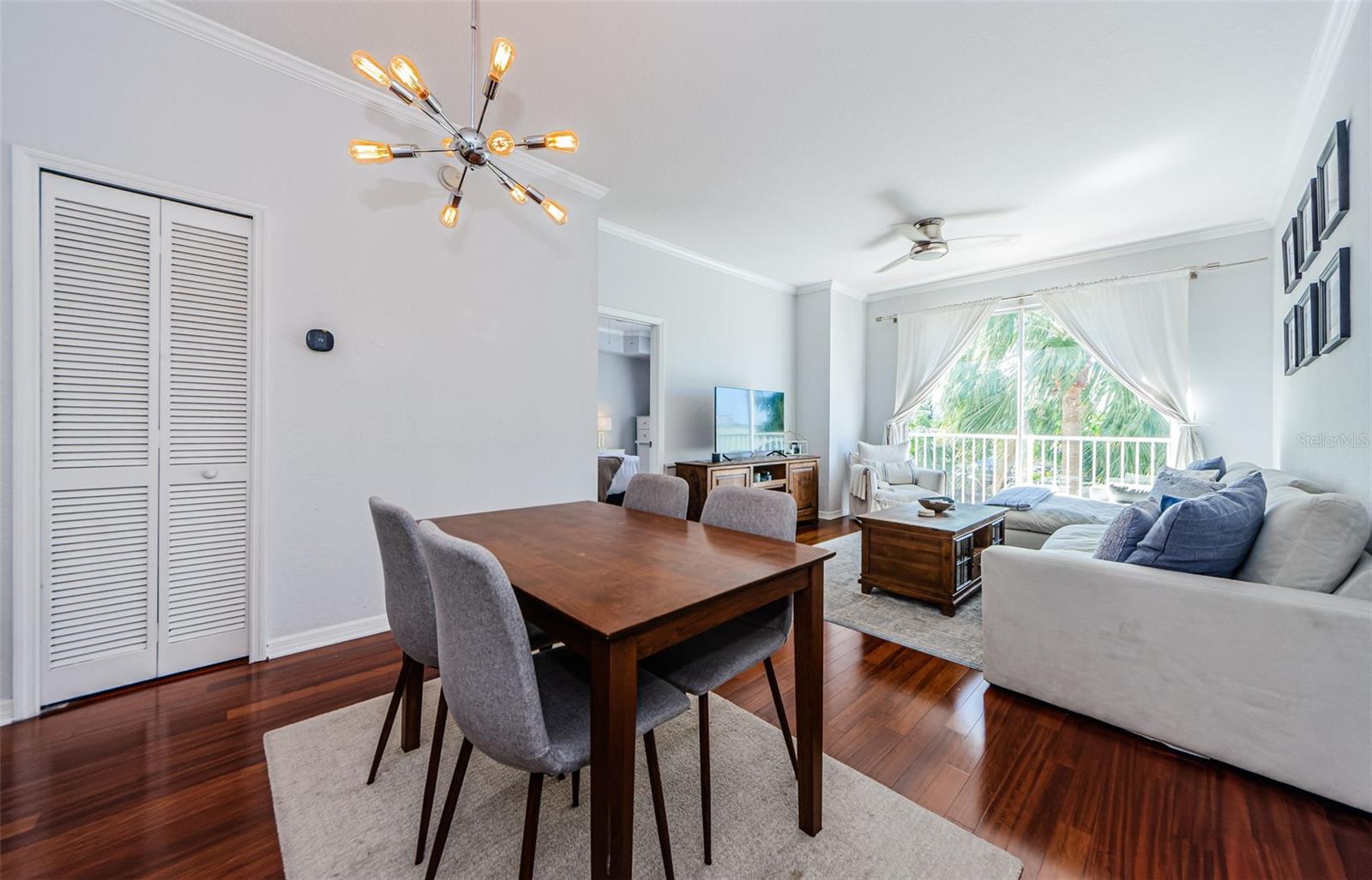 Image 4 of 9 For 700 Harbour Island Boulevard 404