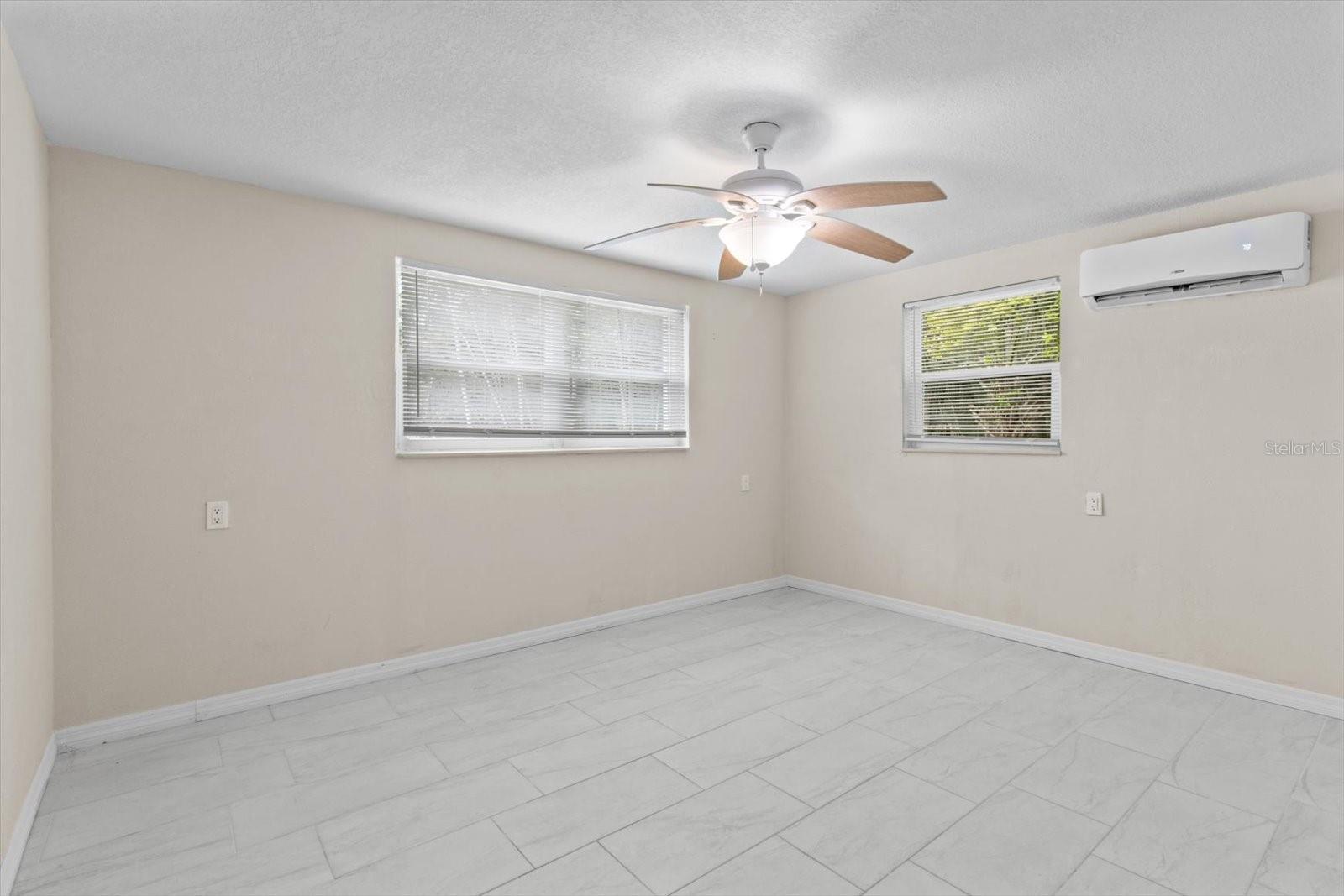 Image 11 of 44 For 5117 Mallett Drive