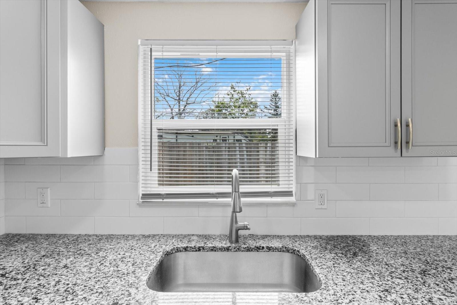 Image 18 of 44 For 5117 Mallett Drive