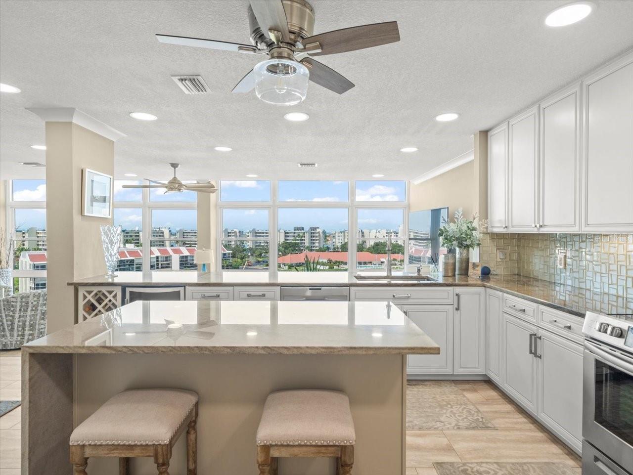 Image 21 of 74 For 7600 Sun Island Drive S 804