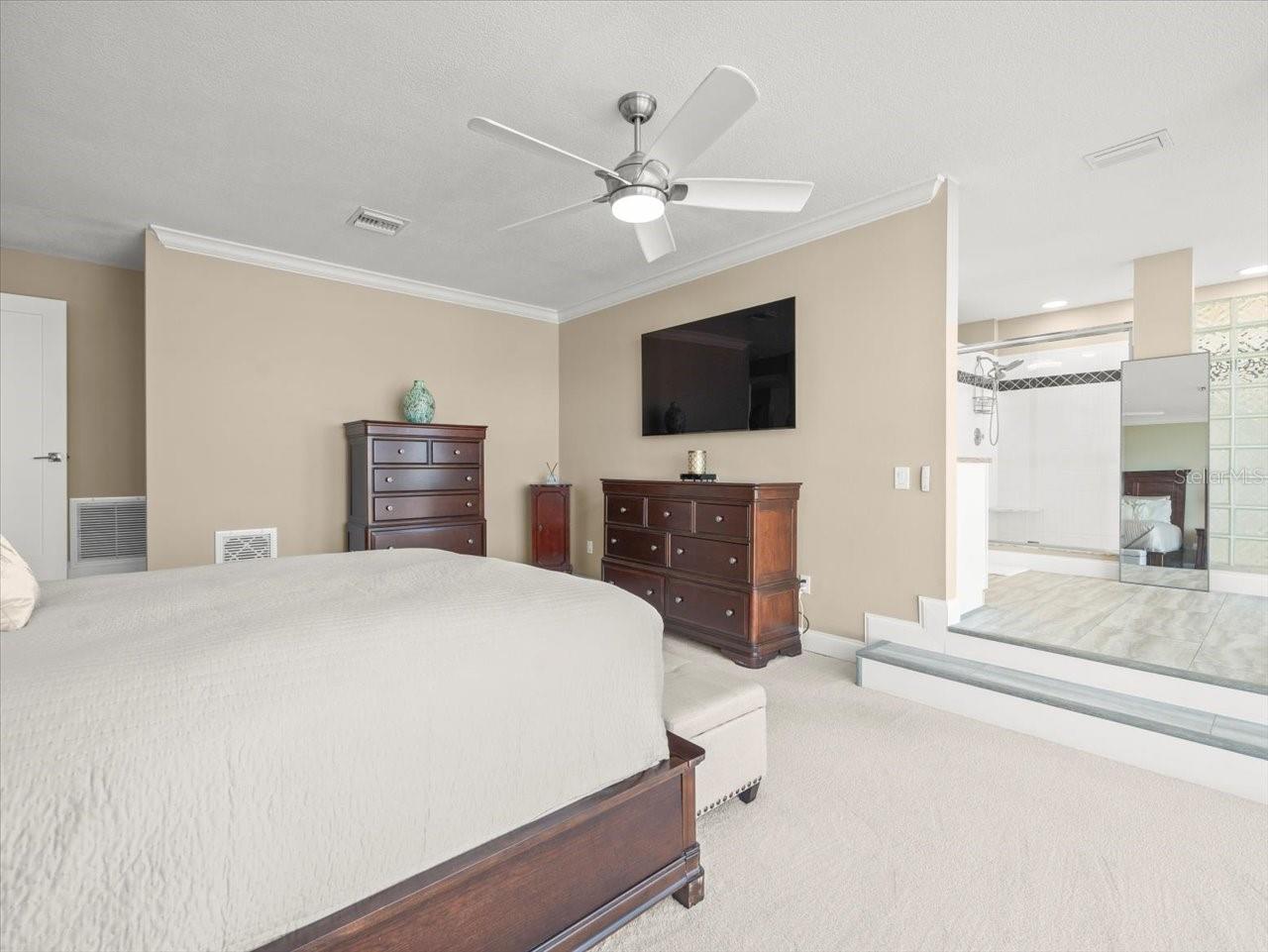 Image 32 of 74 For 7600 Sun Island Drive S 804