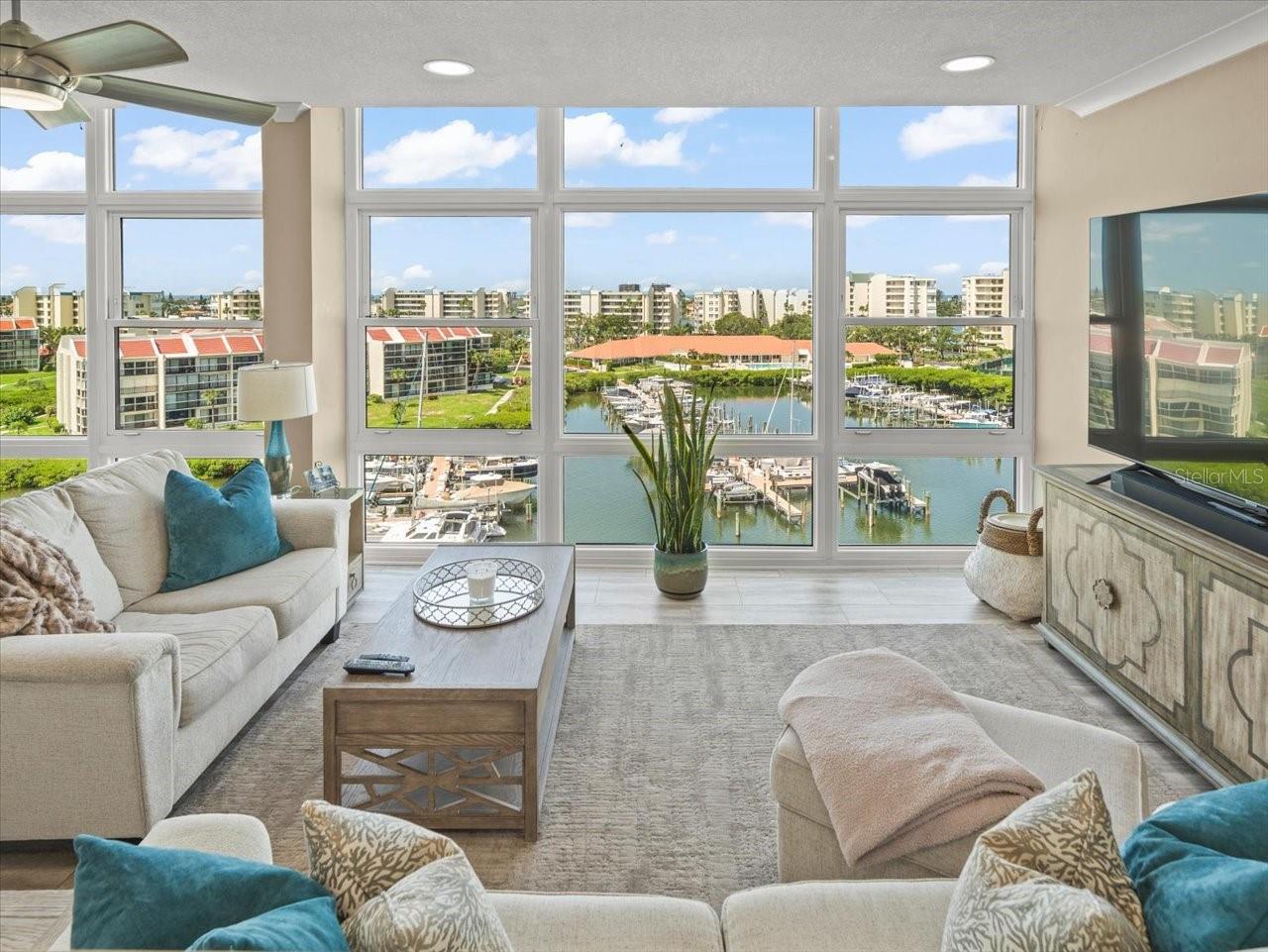 Image 7 of 74 For 7600 Sun Island Drive S 804