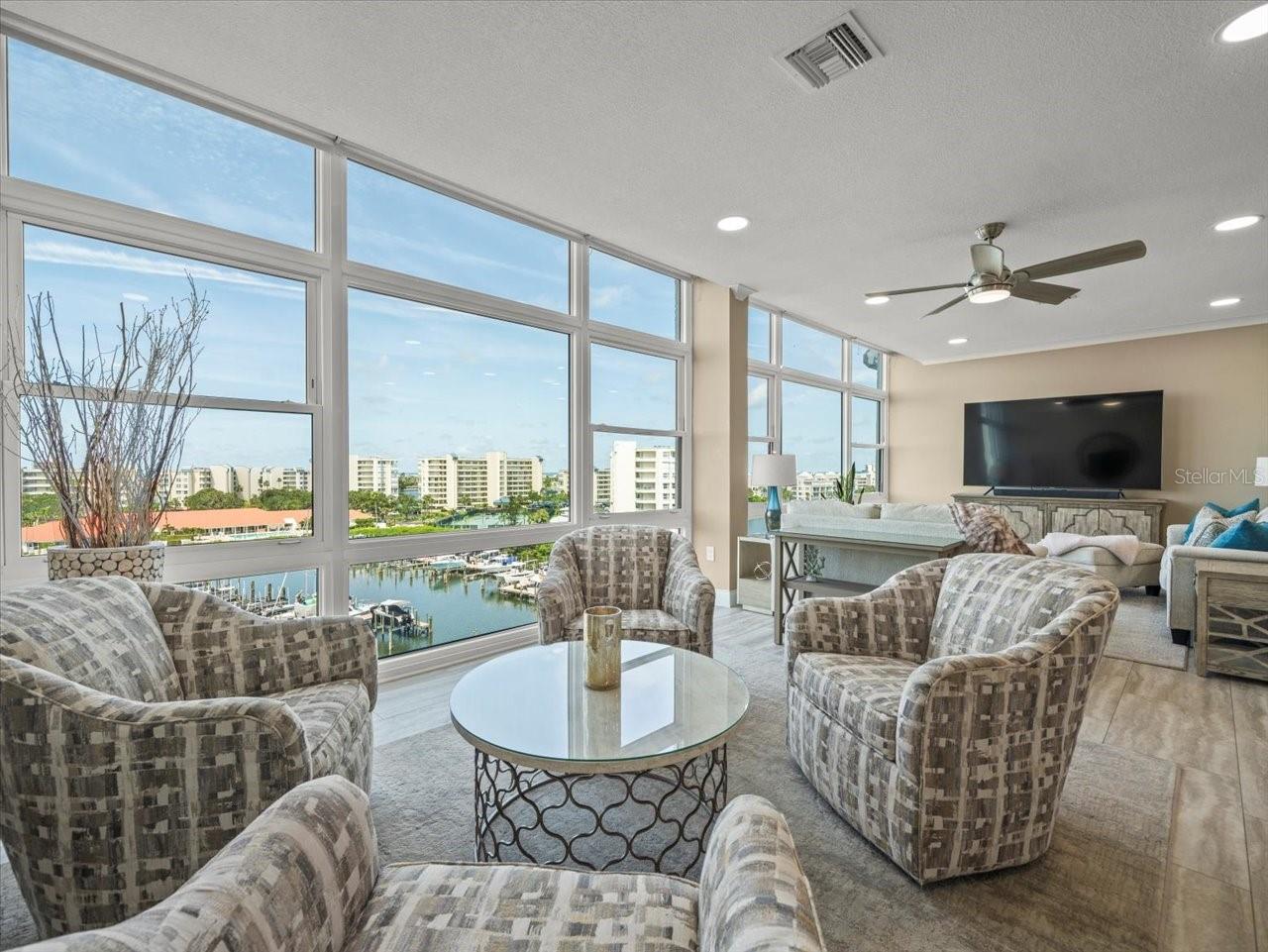Image 8 of 74 For 7600 Sun Island Drive S 804