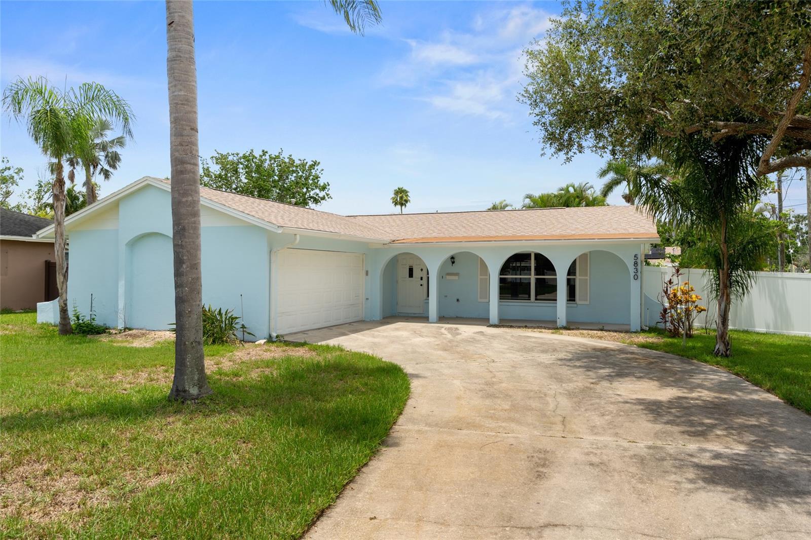 Image 16 of 36 For 5830 Venetian Boulevard Ne