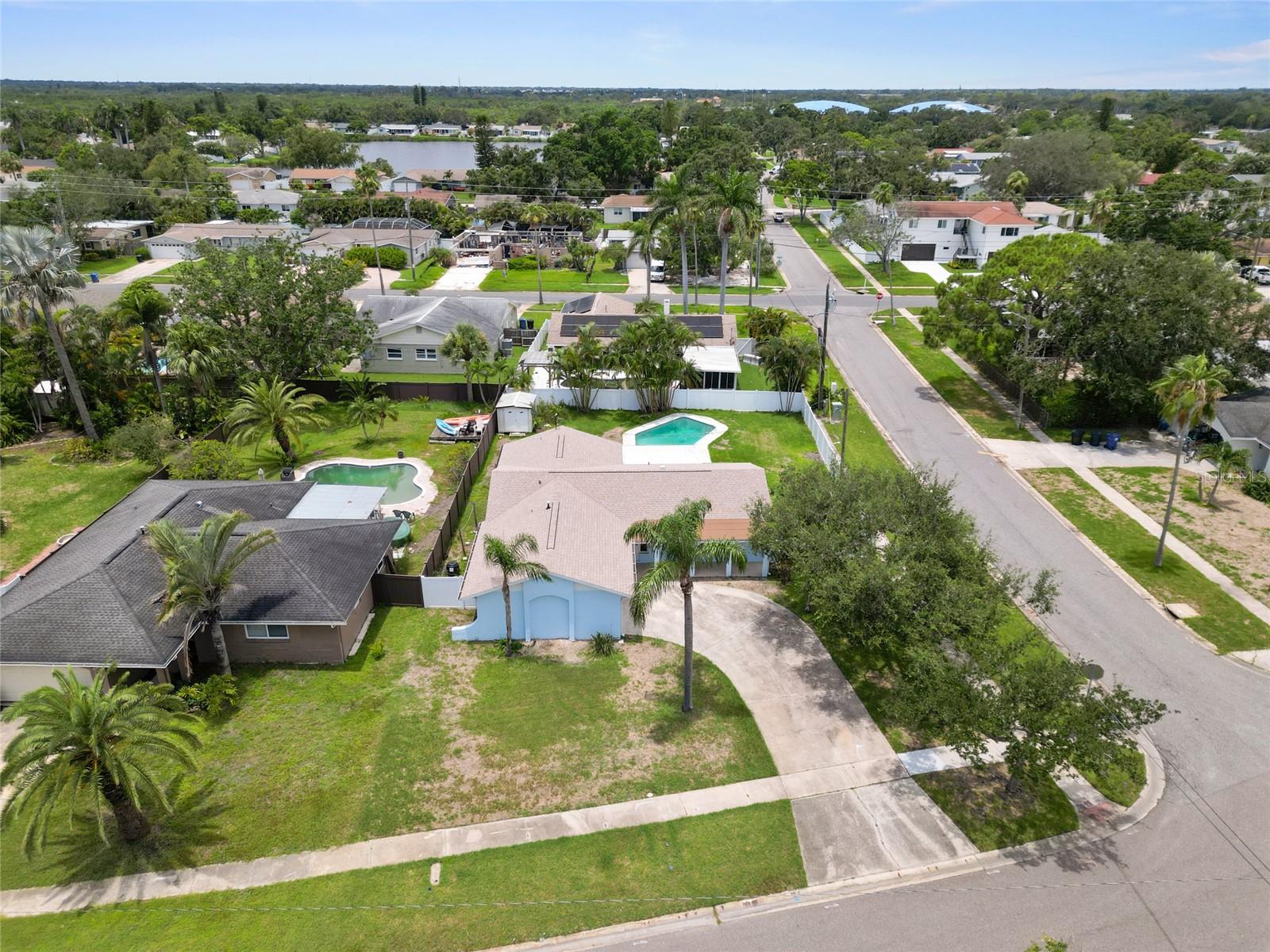 Image 5 of 36 For 5830 Venetian Boulevard Ne