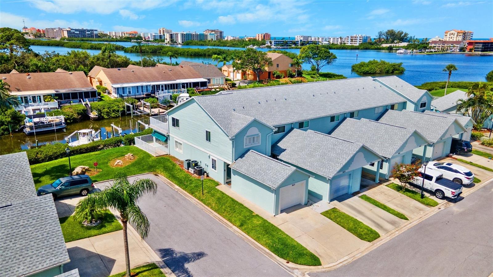 Details for 9410 Tara Cay Court 15, SEMINOLE, FL 33776