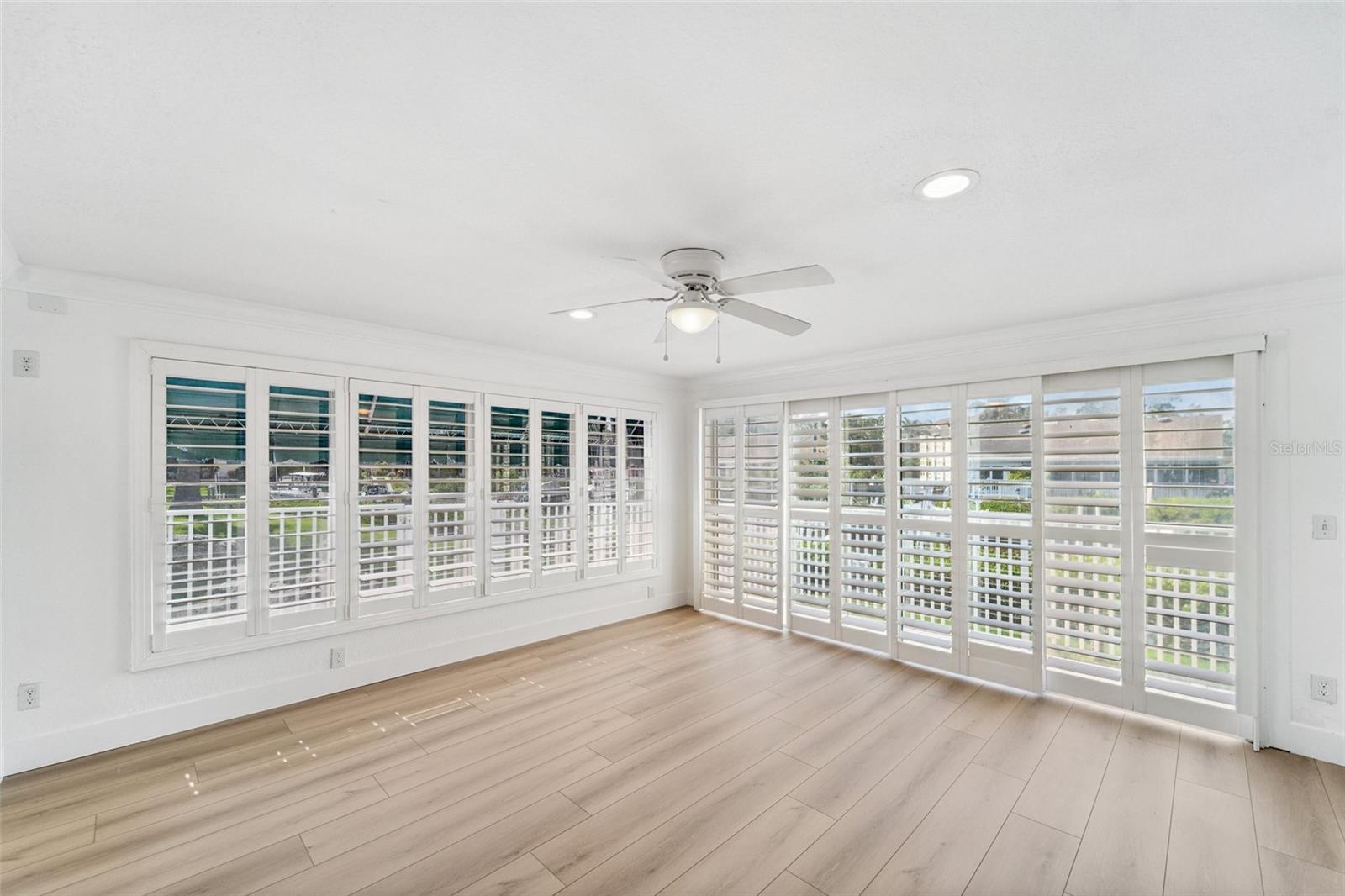 Image 11 of 44 For 9410 Tara Cay Court 15