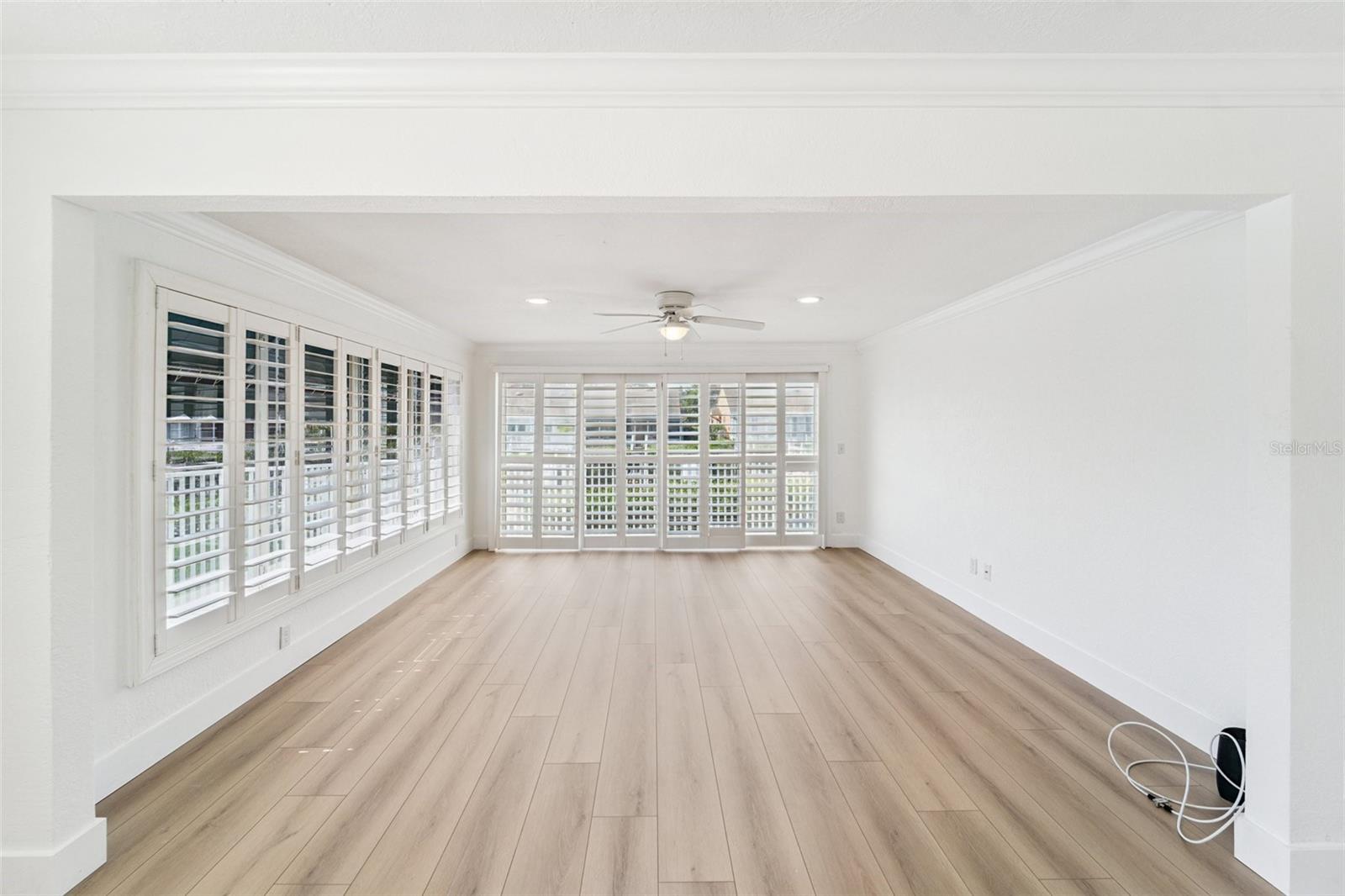 Image 12 of 44 For 9410 Tara Cay Court 15