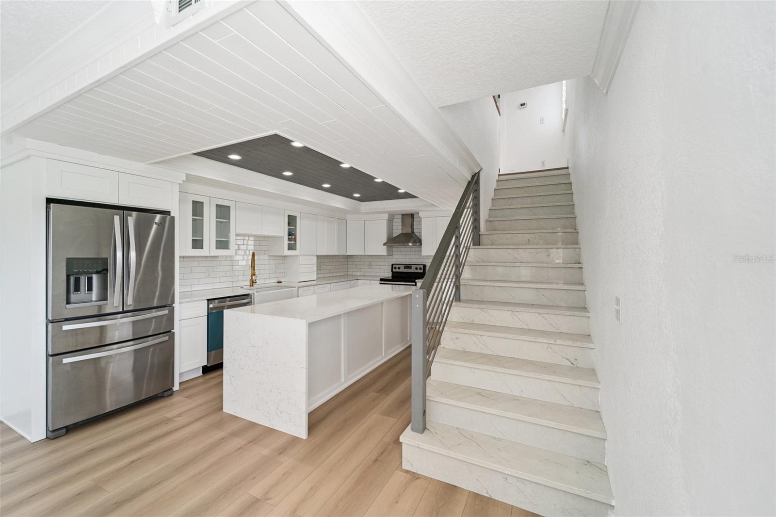 Image 17 of 44 For 9410 Tara Cay Court 15