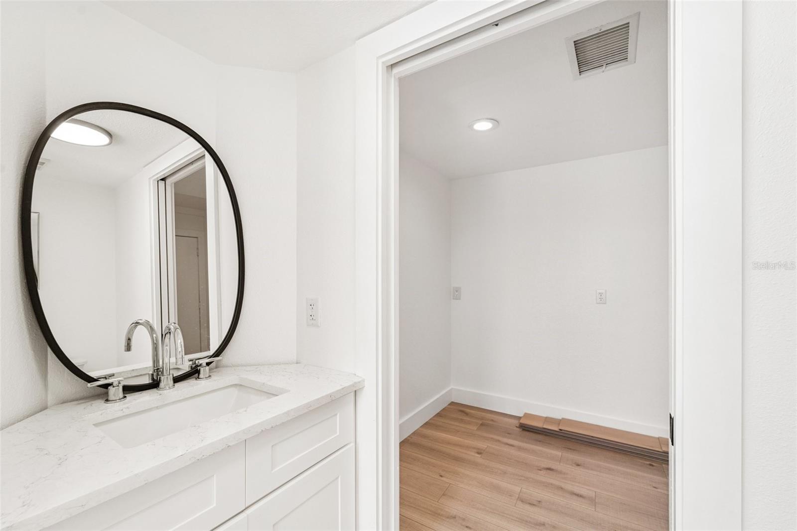 Image 22 of 44 For 9410 Tara Cay Court 15