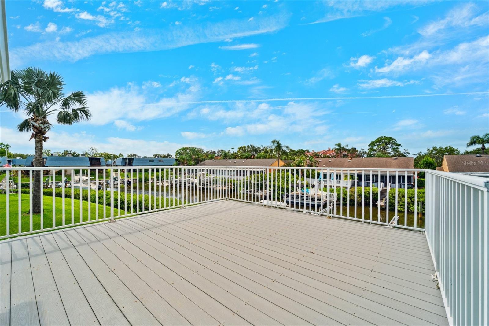 Image 31 of 44 For 9410 Tara Cay Court 15