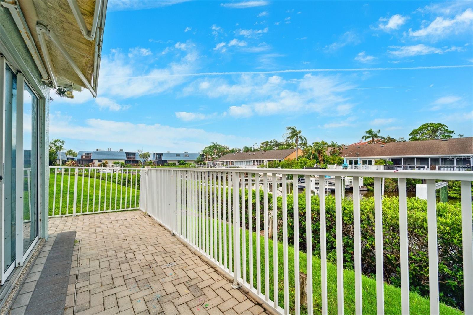 Image 35 of 44 For 9410 Tara Cay Court 15