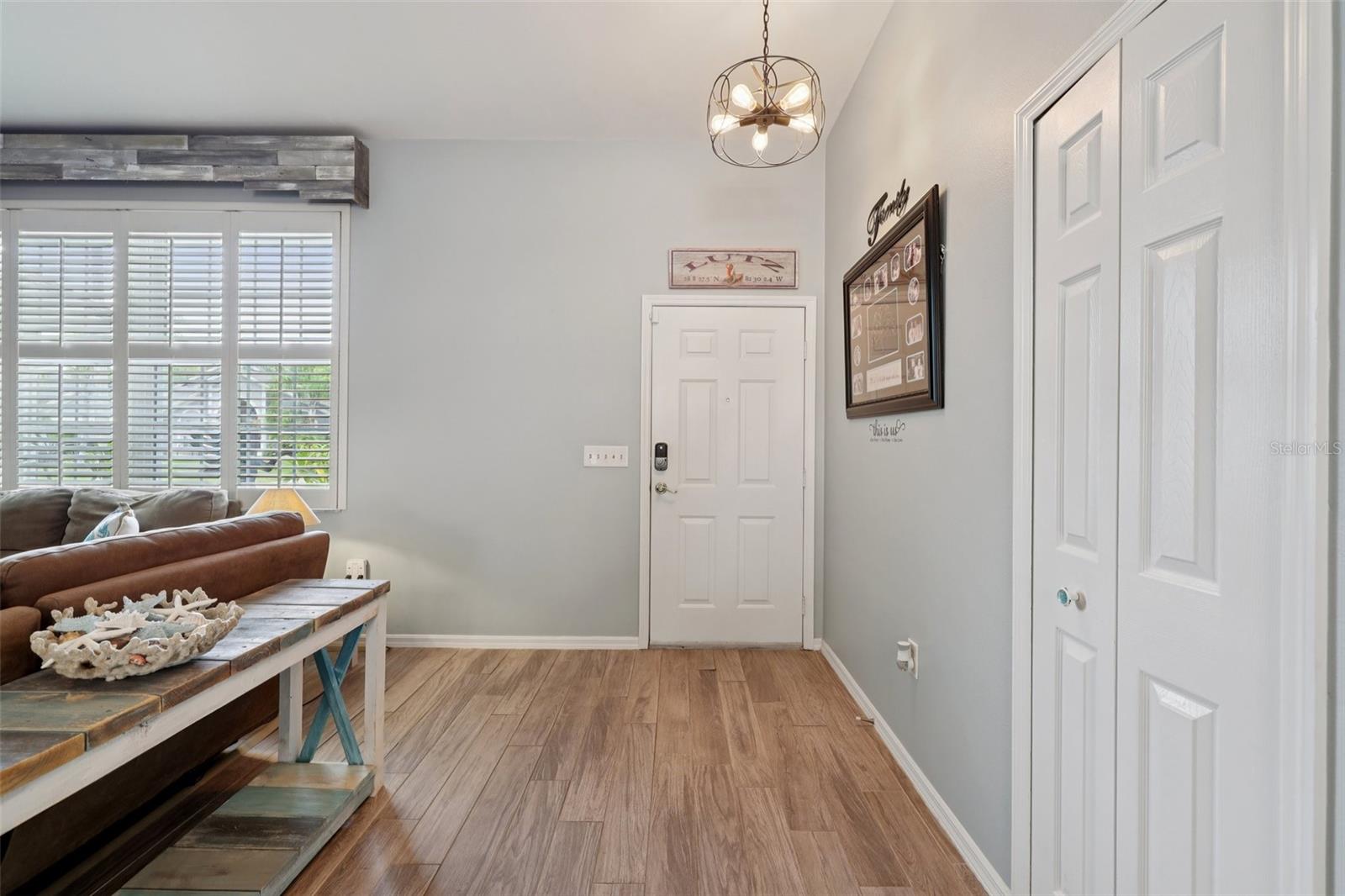 Image 10 of 93 For 18514 Avocet Drive
