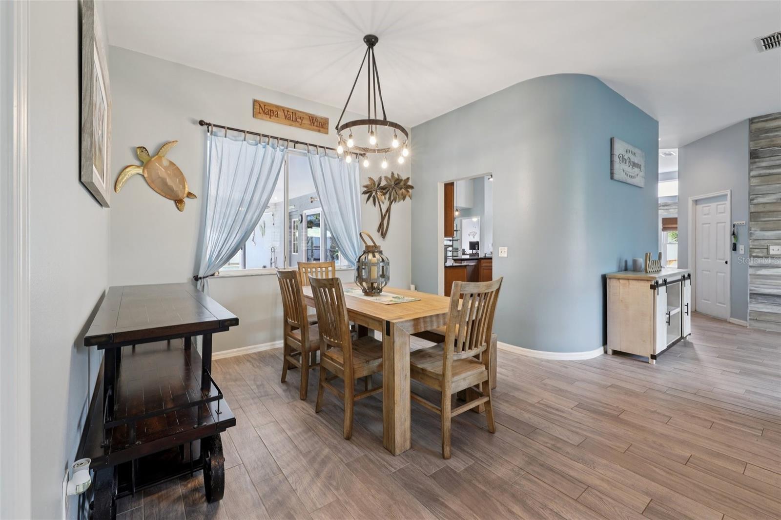 Image 27 of 93 For 18514 Avocet Drive