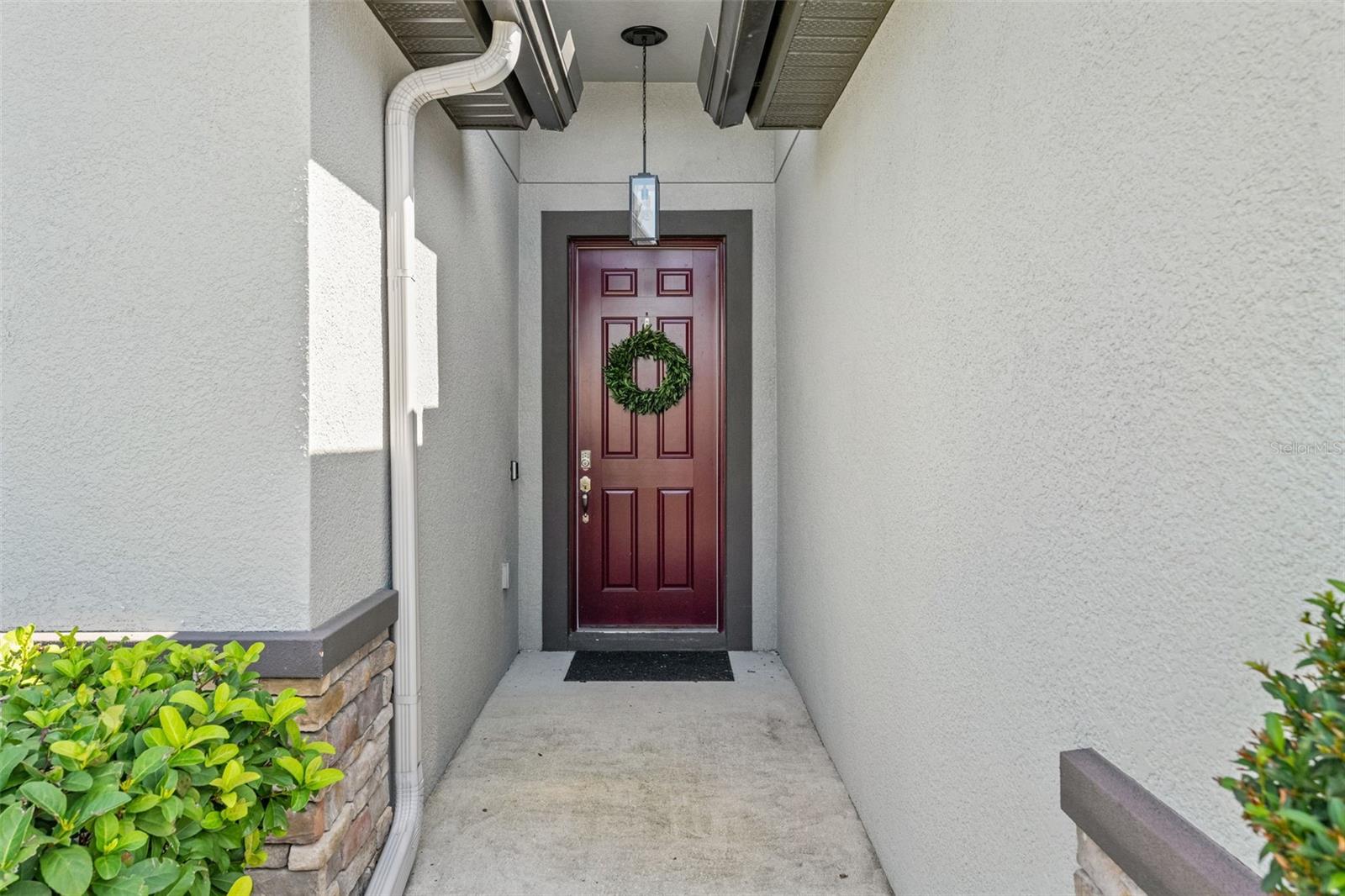 Image 4 of 41 For 335 Old Windsor Way