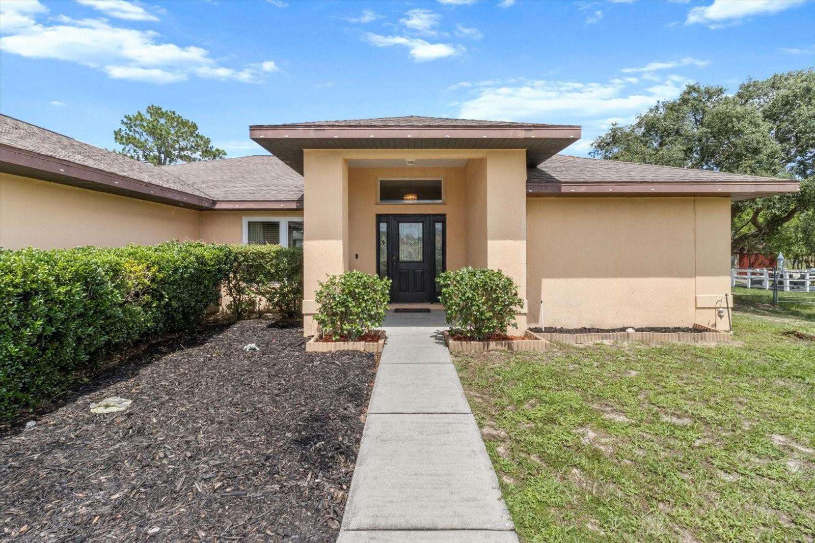 Listing photo id 8 for 1805 Overview Drive