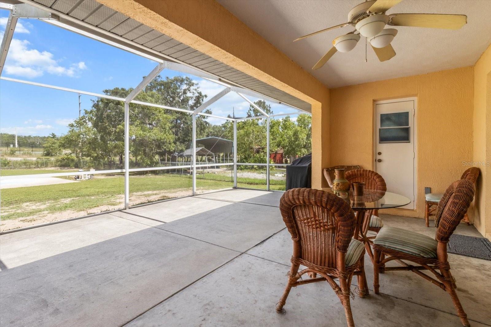 Listing photo id 43 for 1805 Overview Drive