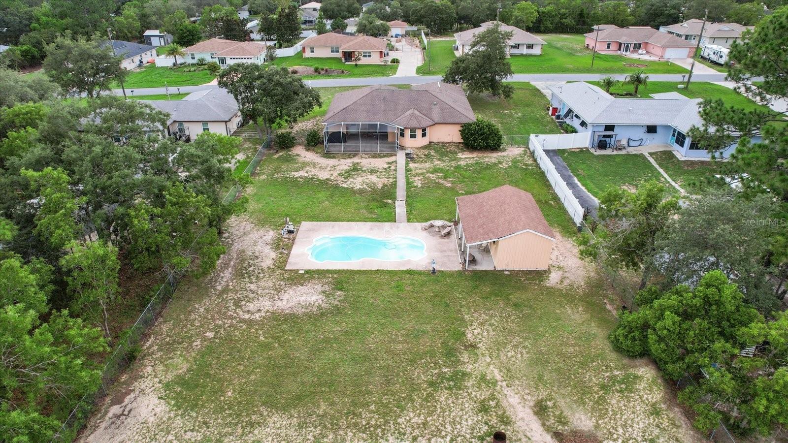 Listing photo id 49 for 1805 Overview Drive