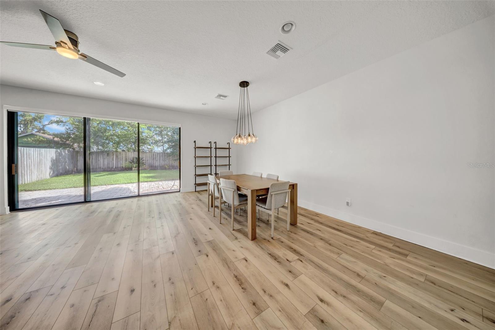 Image 18 of 52 For 4205 Fig Street 2