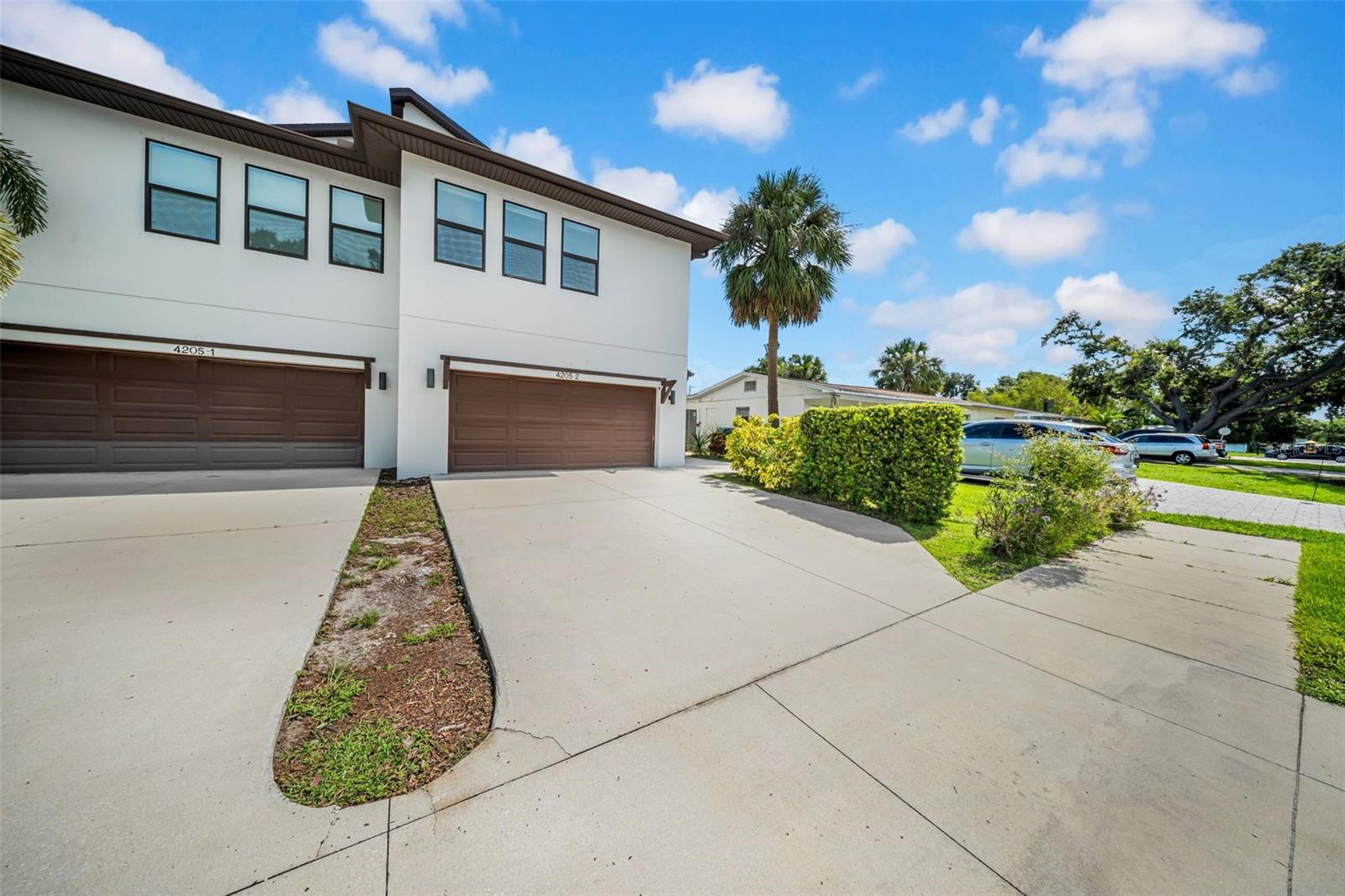 Image 2 of 52 For 4205 Fig Street 2