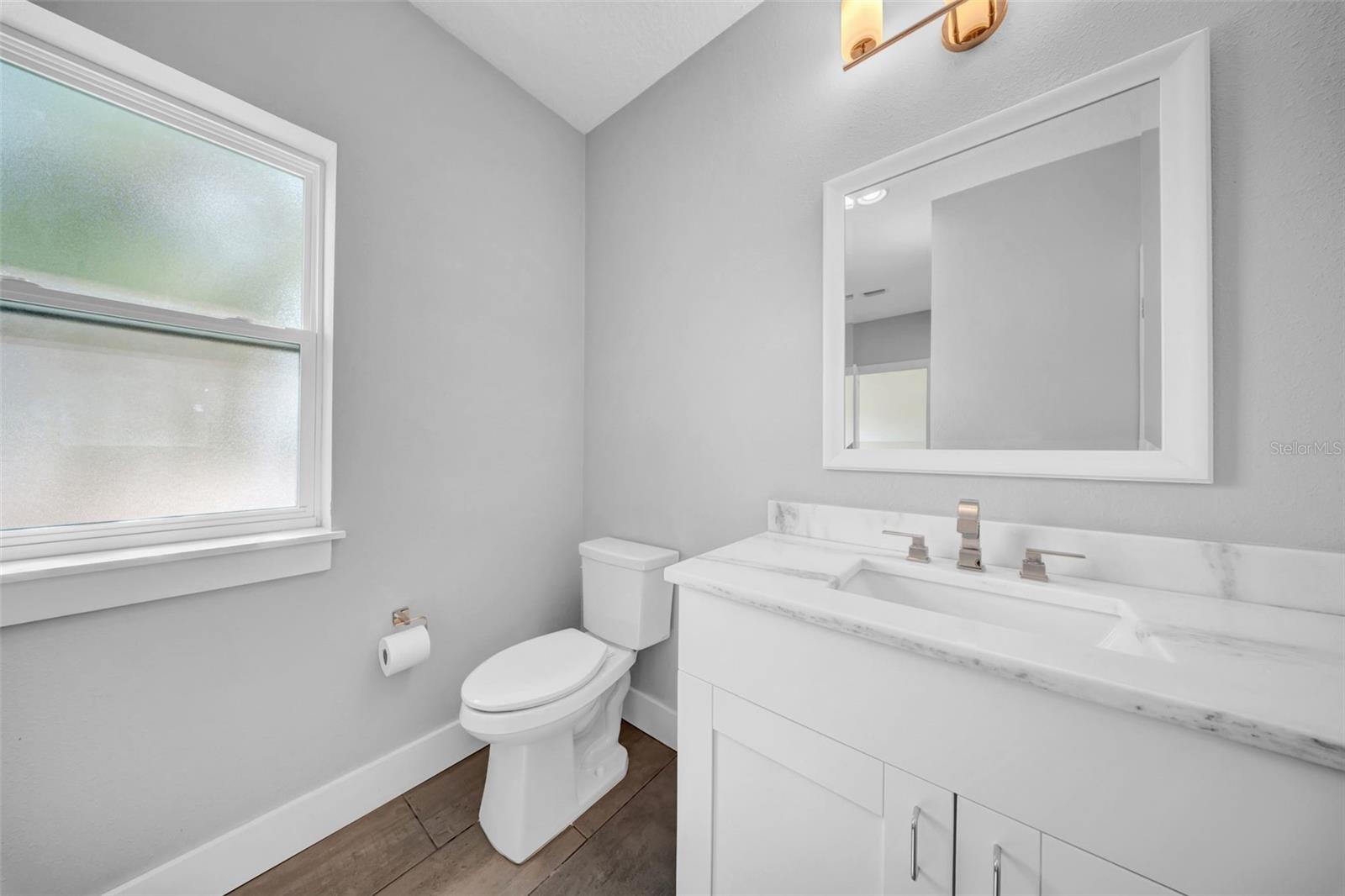 Image 31 of 52 For 4205 Fig Street 2