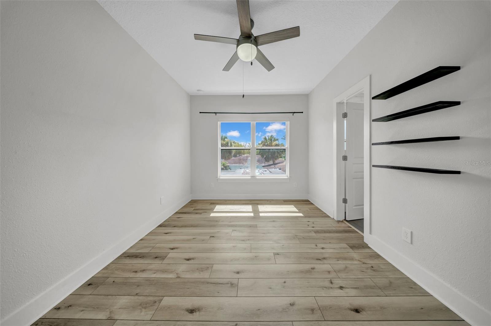 Image 36 of 52 For 4205 Fig Street 2