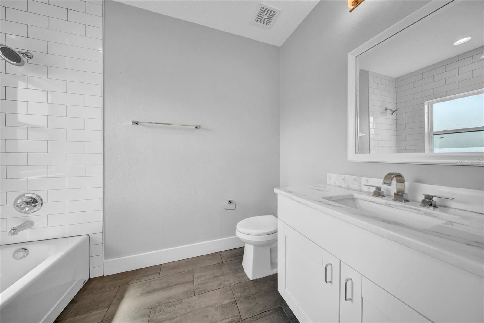 Image 38 of 52 For 4205 Fig Street 2
