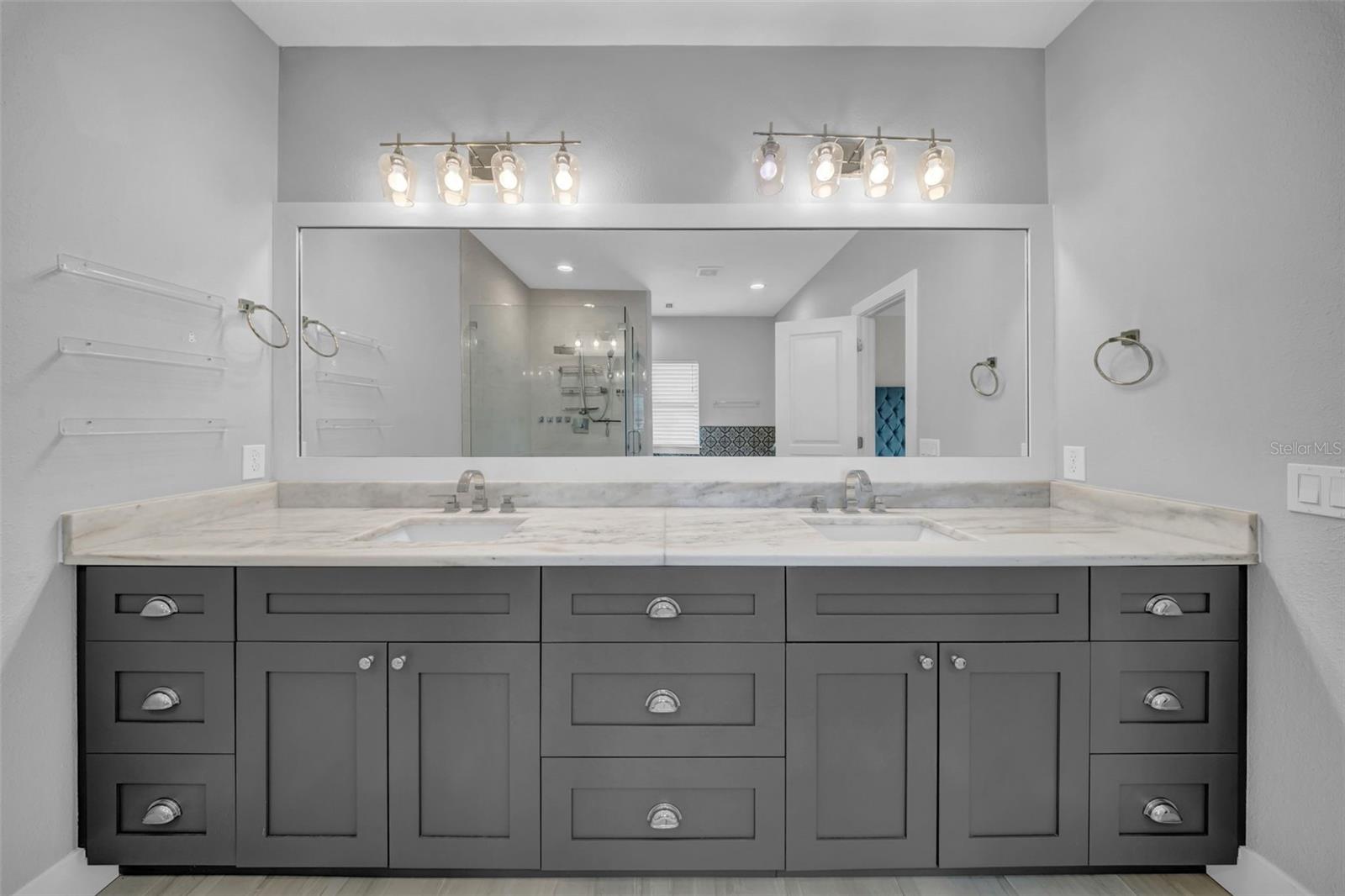 Image 47 of 52 For 4205 Fig Street 2