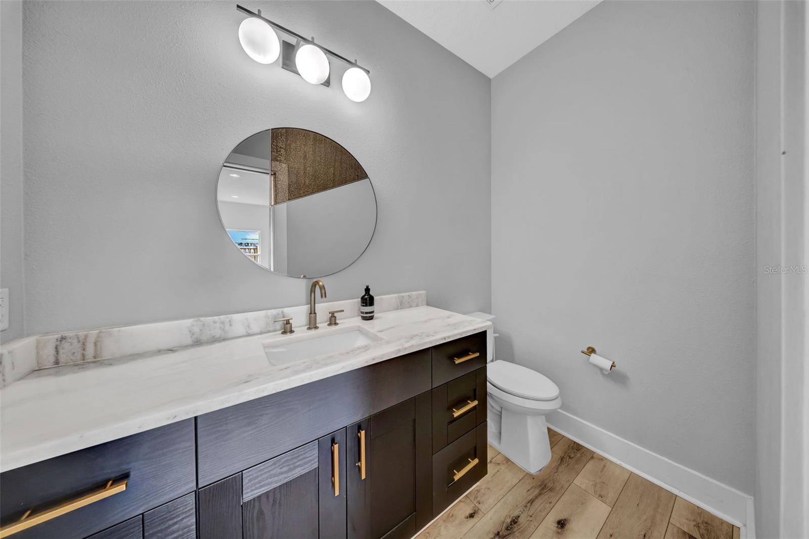 Image 7 of 52 For 4205 Fig Street 2