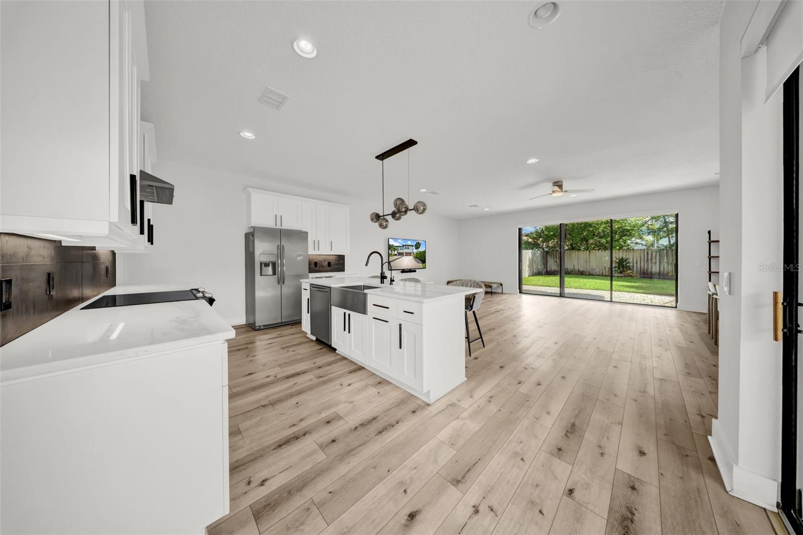 Image 8 of 52 For 4205 Fig Street 2