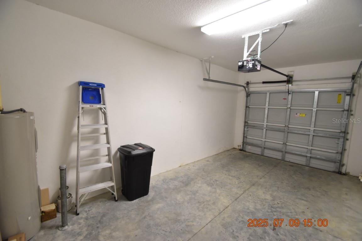 Image 12 of 52 For 2954 Birchcreek Drive