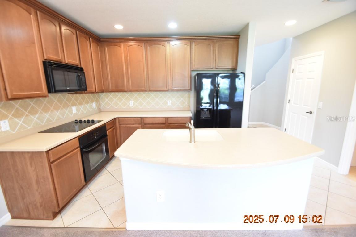 Image 25 of 52 For 2954 Birchcreek Drive