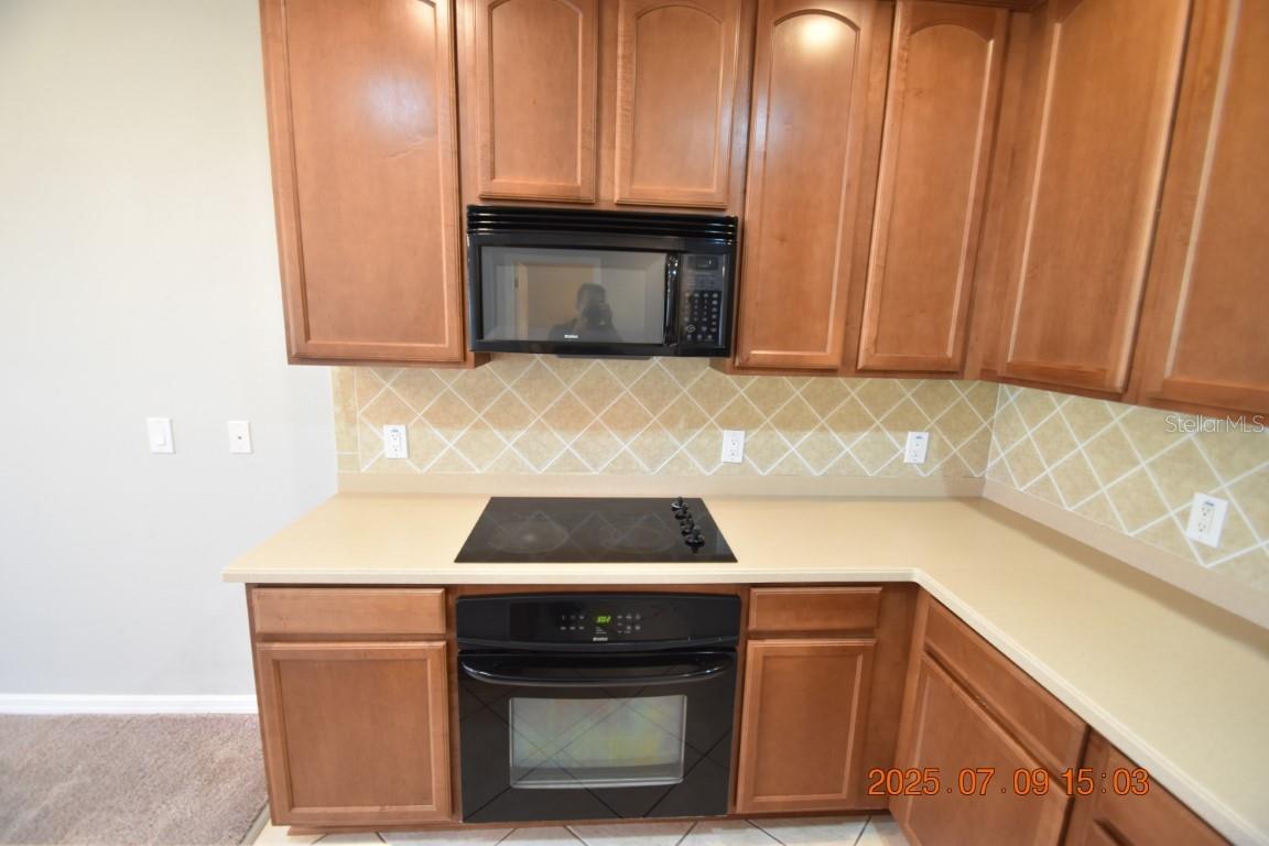Image 28 of 52 For 2954 Birchcreek Drive