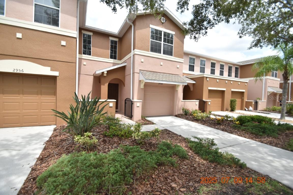 Image 4 of 52 For 2954 Birchcreek Drive
