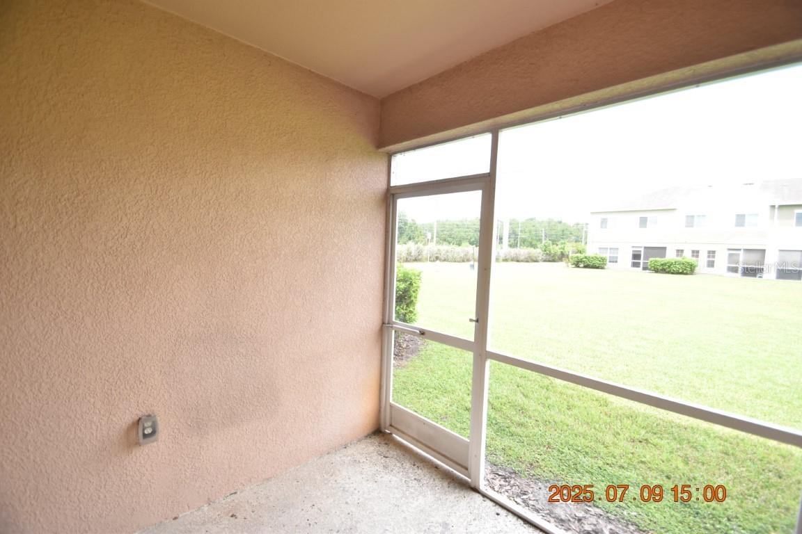 Image 9 of 52 For 2954 Birchcreek Drive