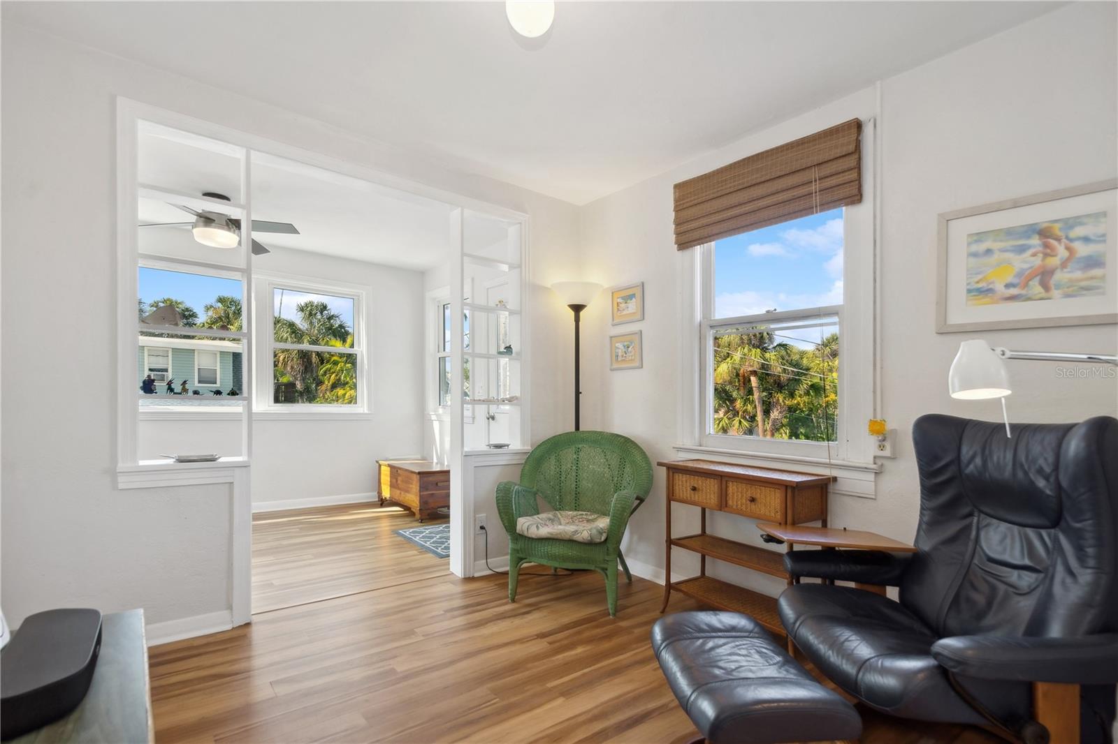 Listing photo id 24 for 102 11th Avenue