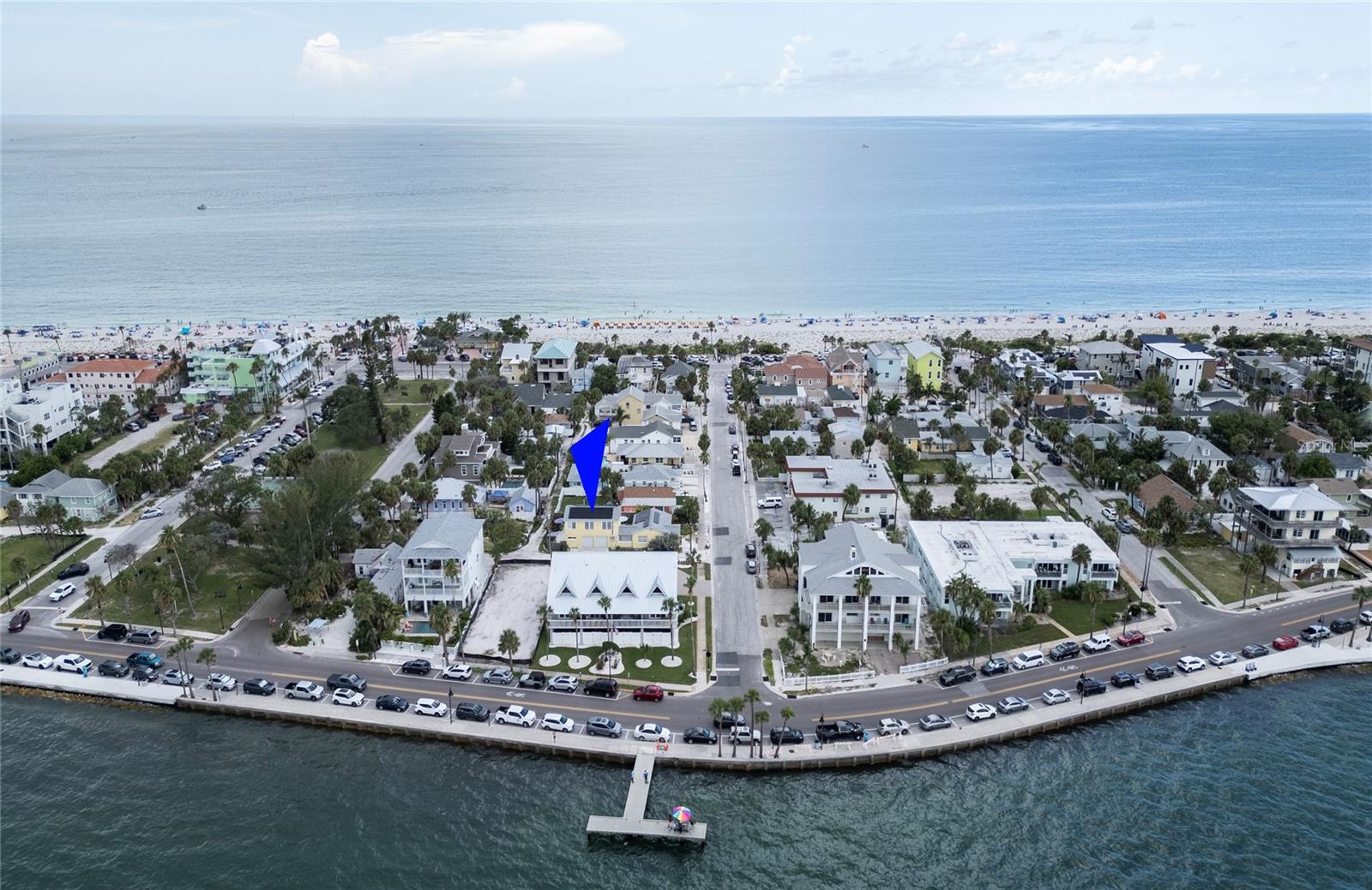 Listing photo id 41 for 102 11th Avenue