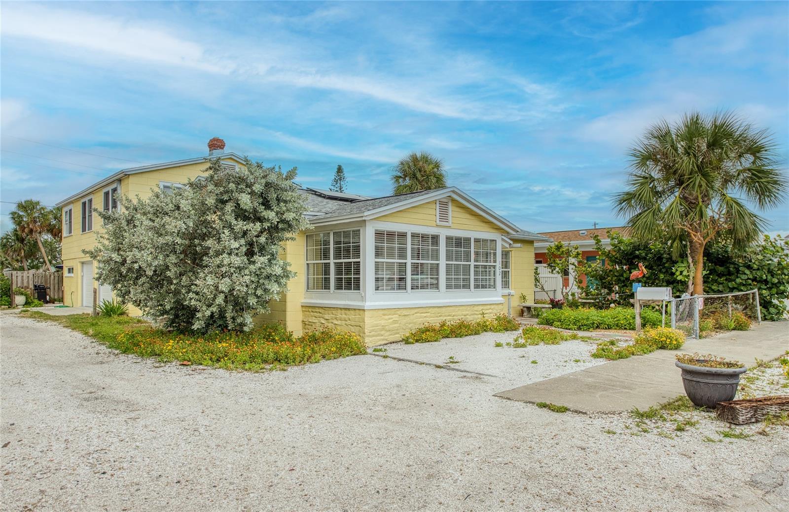 Listing photo id 49 for 102 11th Avenue
