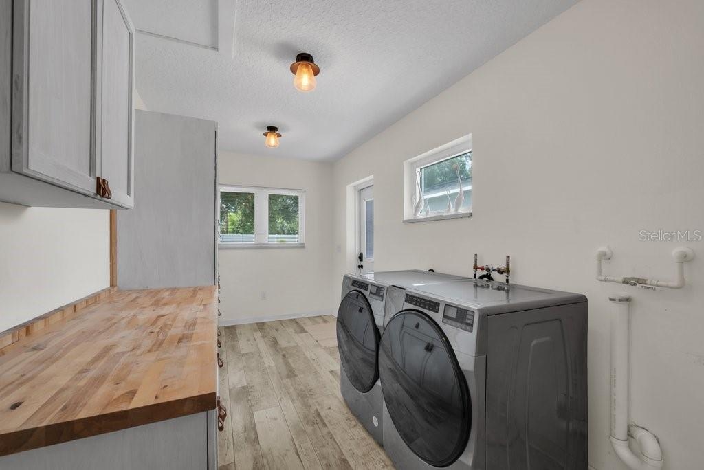 Image 18 of 25 For 1207 Adalee Street