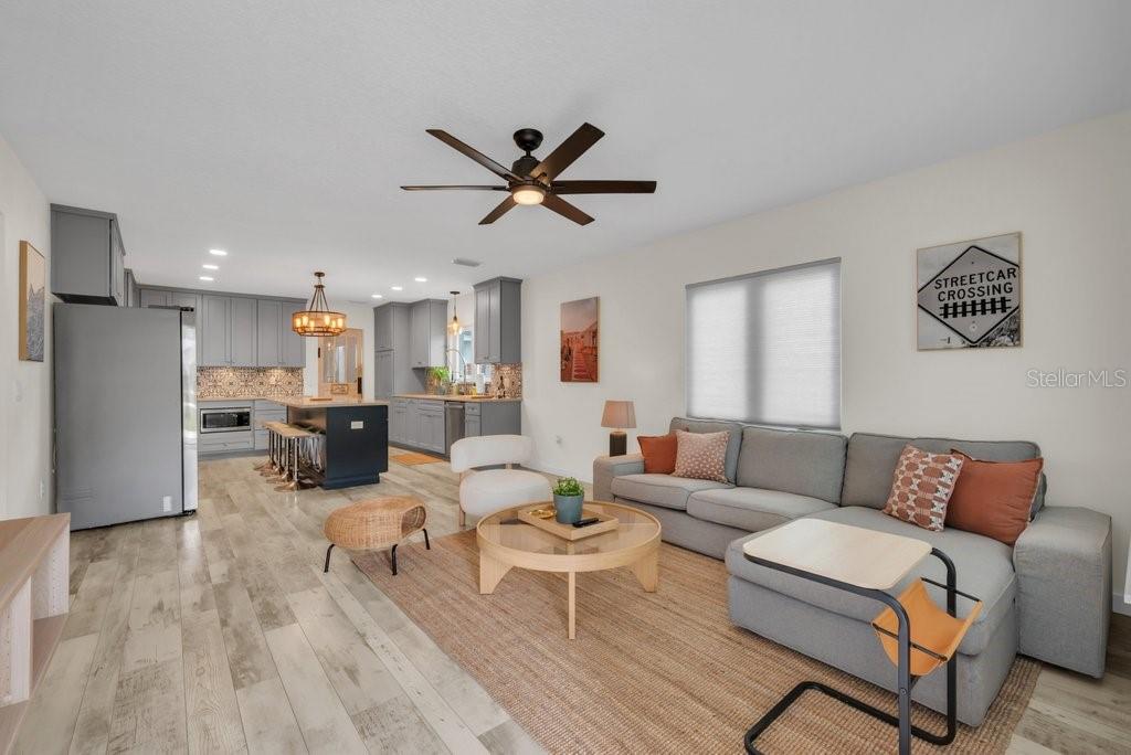 Image 3 of 25 For 1207 Adalee Street