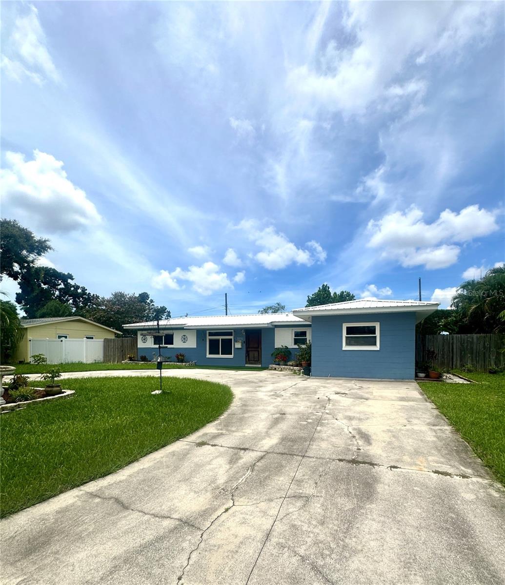 Image 42 of 50 For 7230 17th Lane N