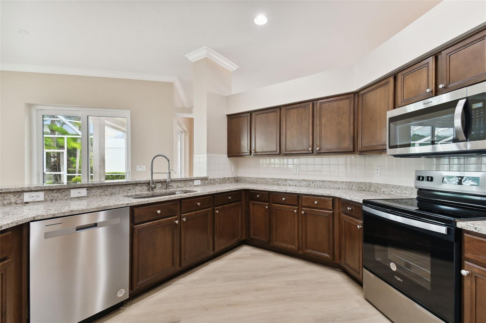 Image 13 of 60 For 5321 Silver Charm Terrace