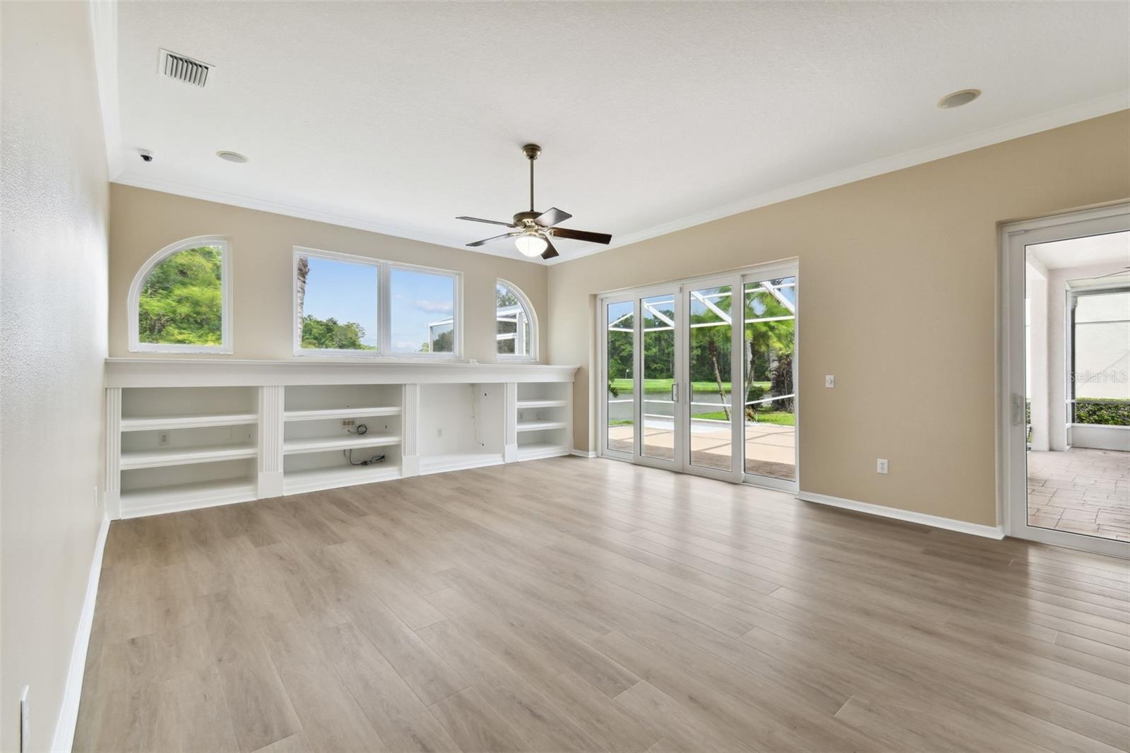 Image 17 of 60 For 5321 Silver Charm Terrace