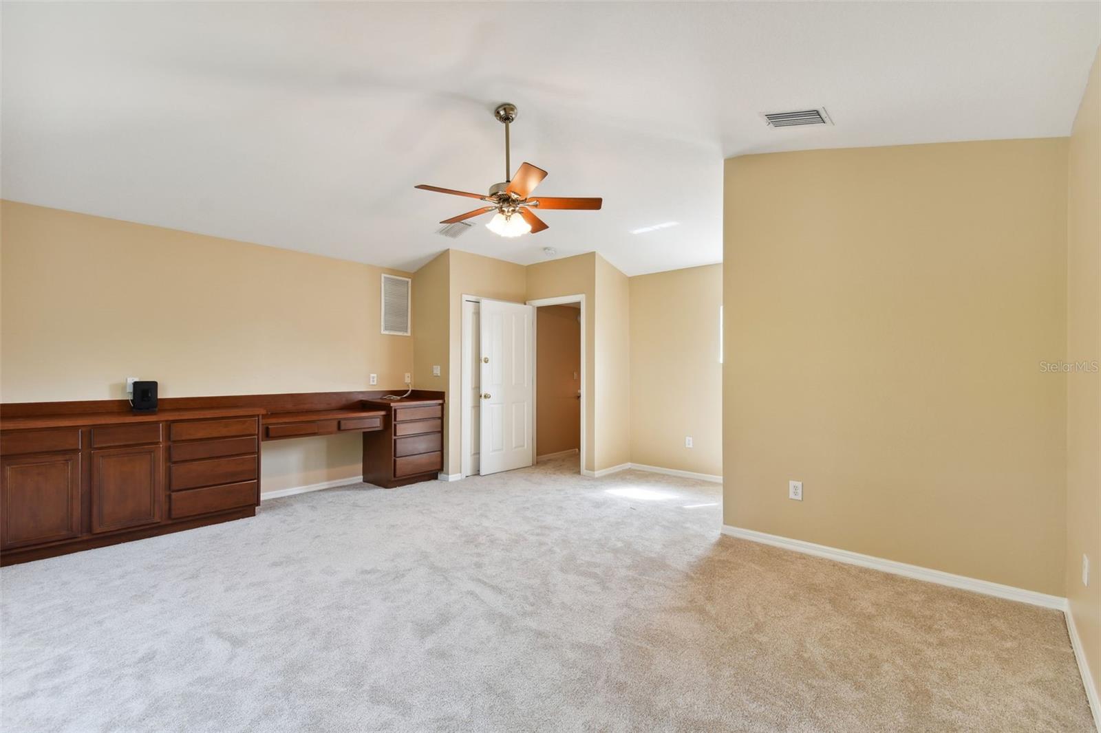 Image 43 of 60 For 5321 Silver Charm Terrace