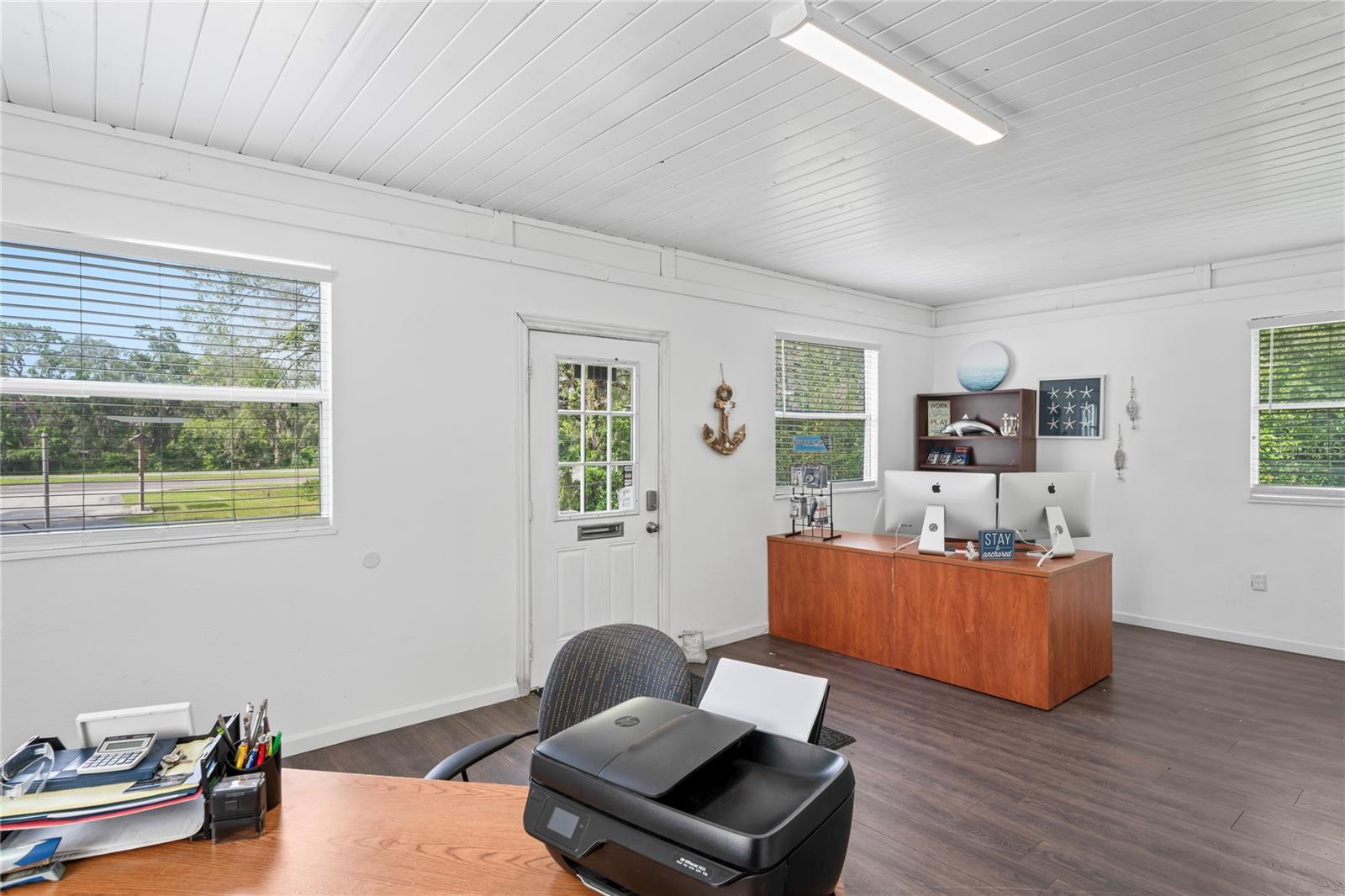 Image 15 of 91 For 16331 Cortez Boulevard