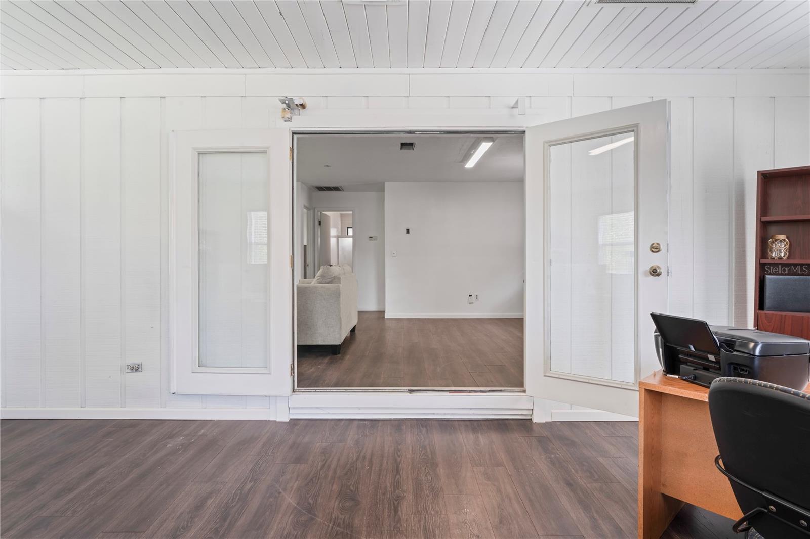 Image 17 of 91 For 16331 Cortez Boulevard