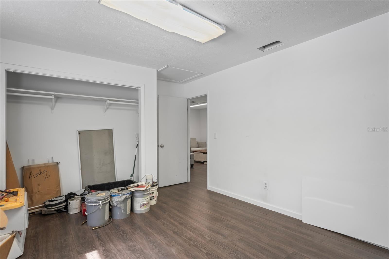 Image 27 of 91 For 16331 Cortez Boulevard