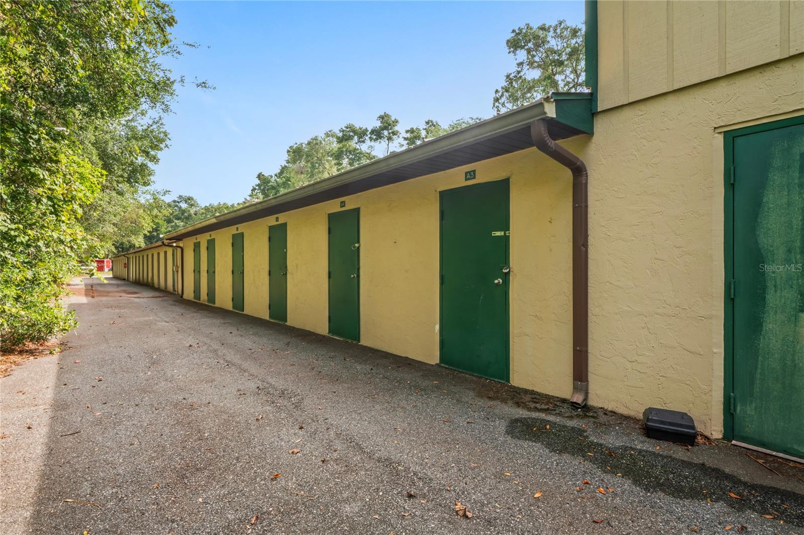 Image 34 of 91 For 16331 Cortez Boulevard