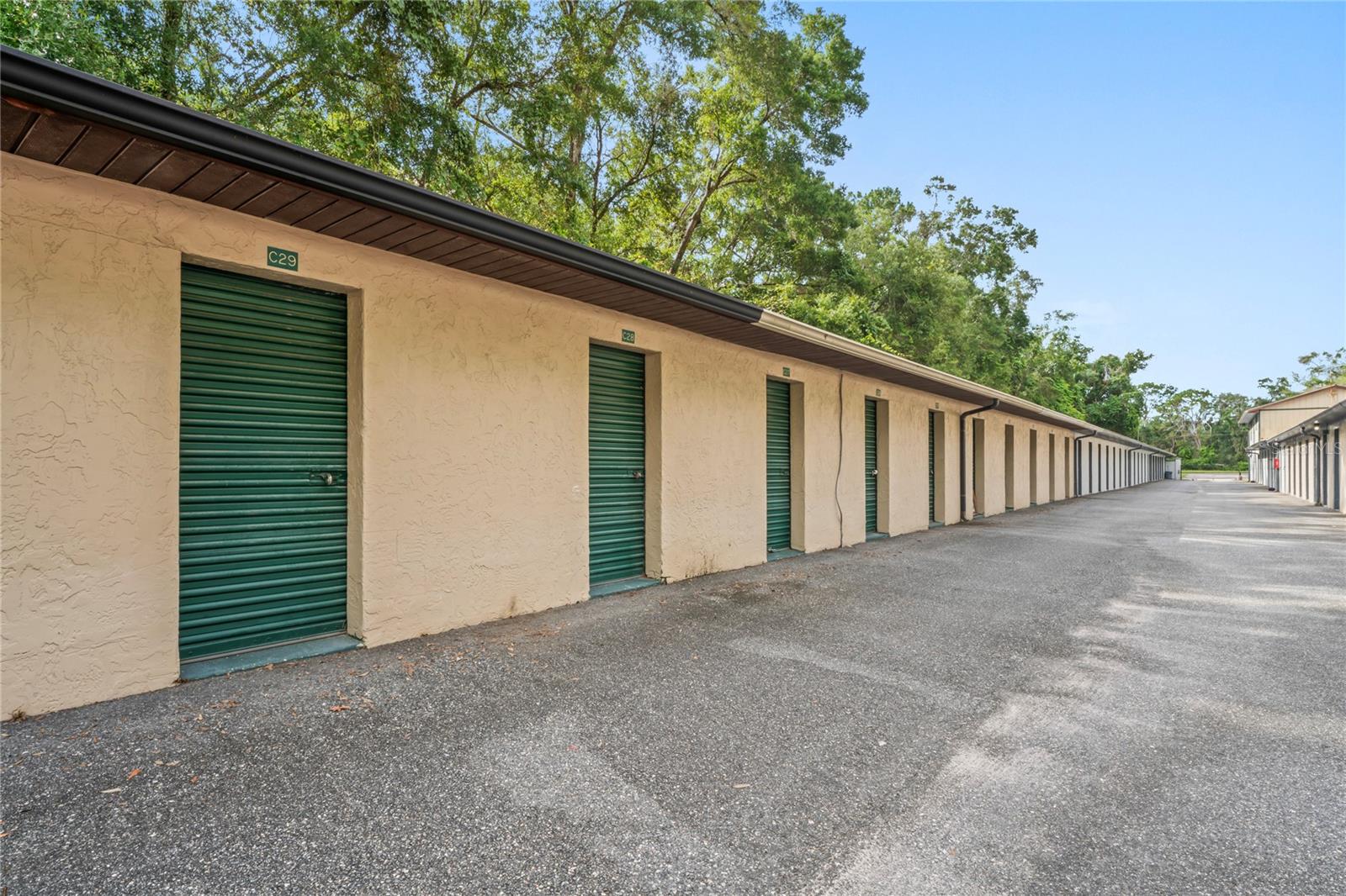 Image 39 of 91 For 16331 Cortez Boulevard