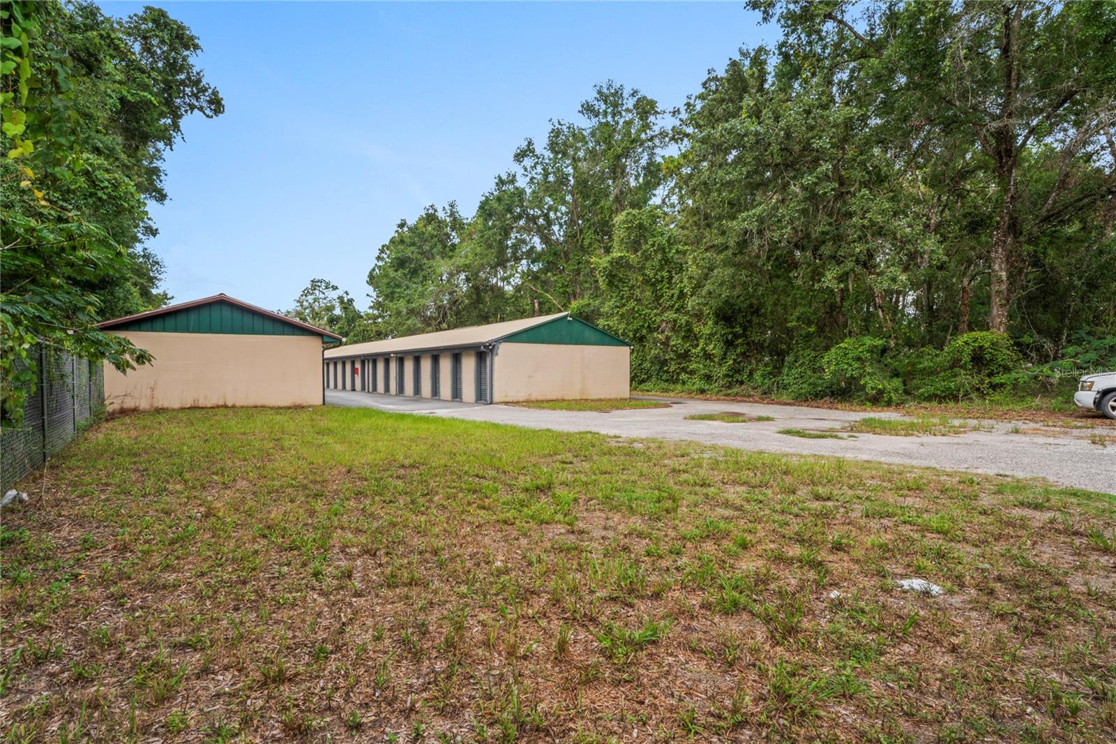 Image 41 of 91 For 16331 Cortez Boulevard